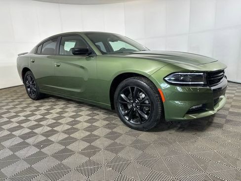 Used 2023 Dodge Charger SXT w/ Blacktop Package image 2