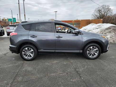 Used 2017 Toyota RAV4 XLE w/ All Weather Liner Package image 8