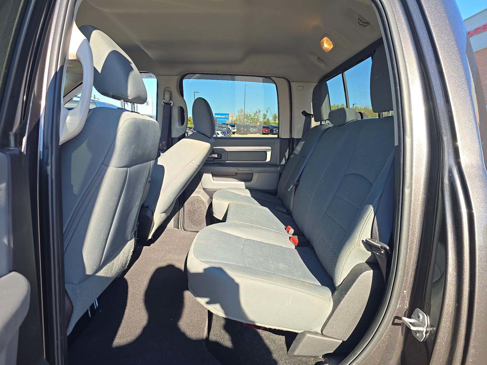 Used 2017 RAM 2500 SLT AWD/4WD image 7