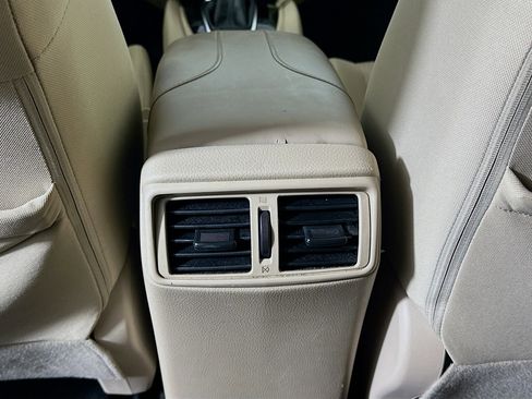 Used 2020 Nissan Rogue SV image 27