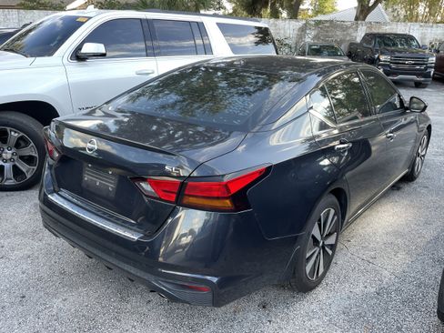 Used 2021 Nissan Altima 2.5 SL image 7