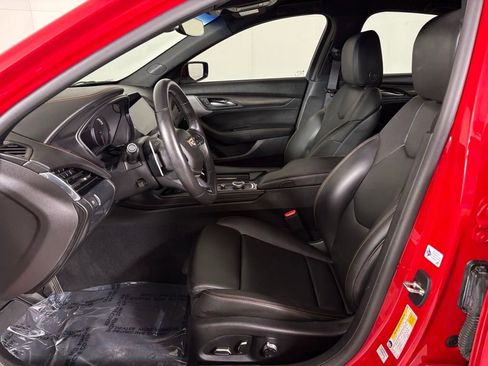 Used 2024 Cadillac CT5 V RWD image 20