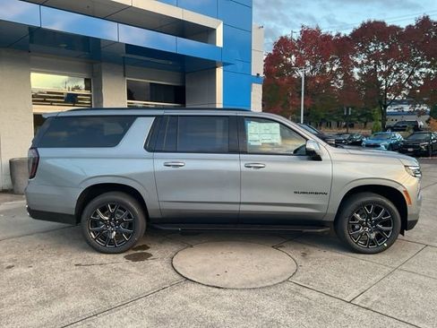 New 2026 Chevrolet Suburban RST w/ Comfort Package image 10