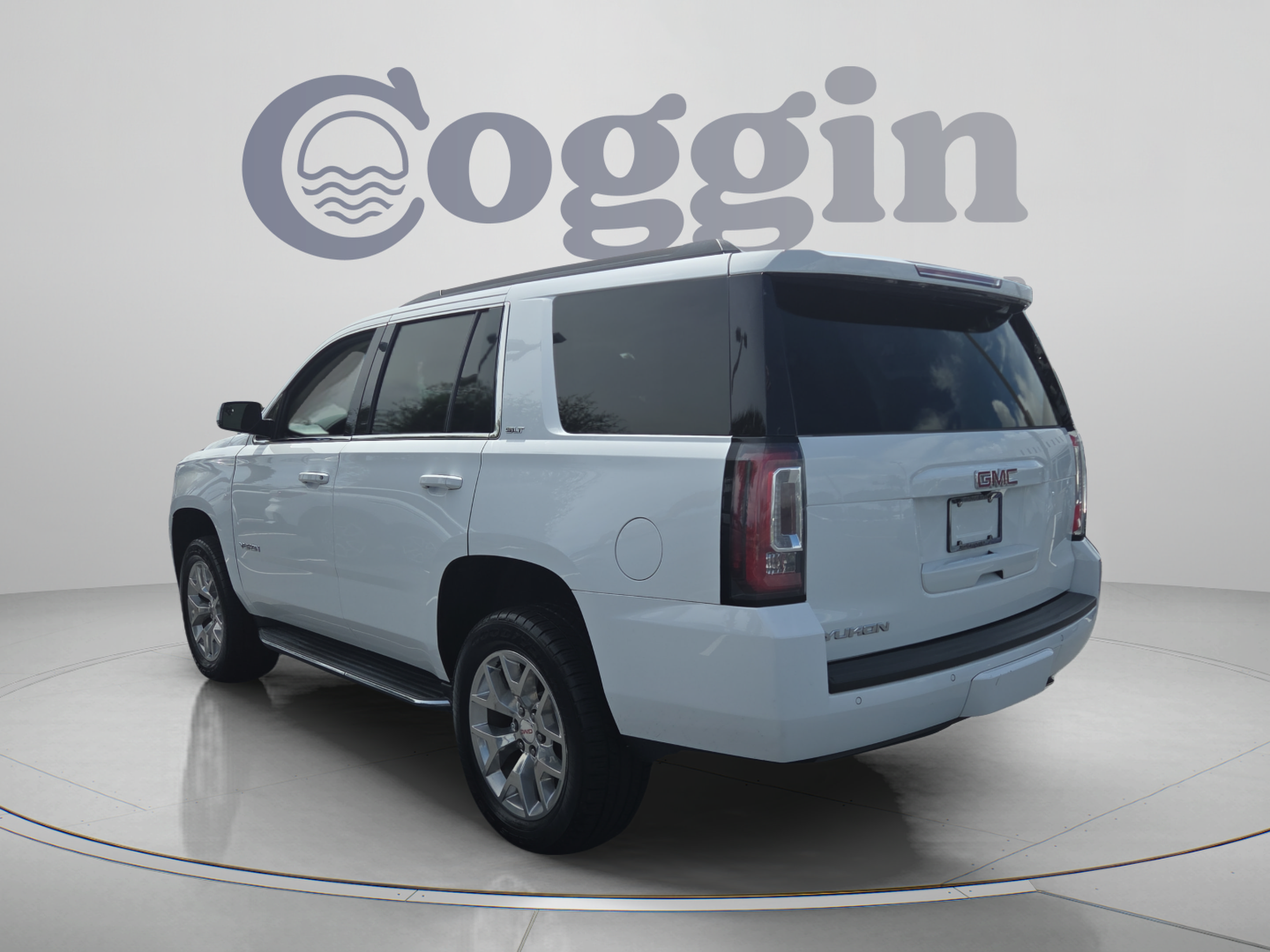 Used 2019 GMC Yukon SLT RWD image 3
