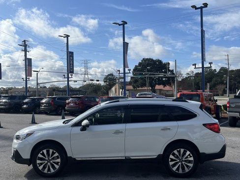 Used 2019 Subaru Outback 3.6R Touring w/ Popular Package #3A image 6