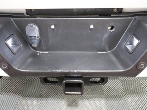 Used 2017 Ford F350 Platinum w/ Platinum Ultimate Package AWD/4WD image 32