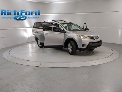 Used 2015 Toyota RAV4 LE image 7