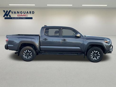 Used 2022 Toyota Tacoma TRD Off-Road image 6