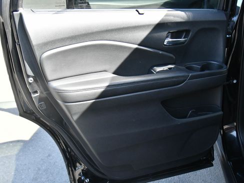 Used 2022 Honda Pilot EX-L image 39