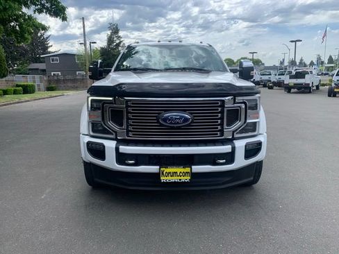 Used 2020 Ford F450 Platinum w/ Camper Package AWD/4WD image 9