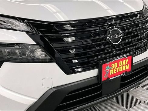 New 2026 Nissan Rogue Dark Armor AWD/4WD image 16