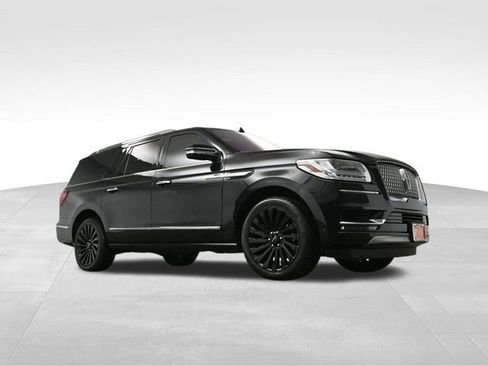 Used 2019 Lincoln Navigator L Reserve image 48