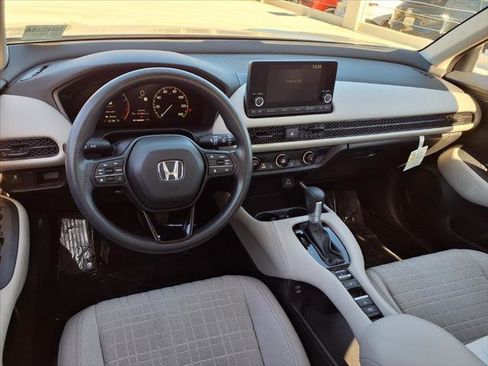 Used 2024 Honda HR-V LX image 10