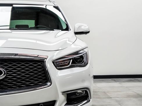 Used 2019 INFINITI QX60 Luxe w/ Sensory Package image 4