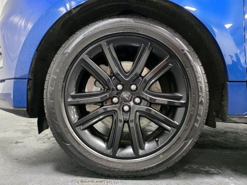 Used 2022 Ford Edge ST-Line w/ Class II Trailer Tow Package AWD/4WD image 5