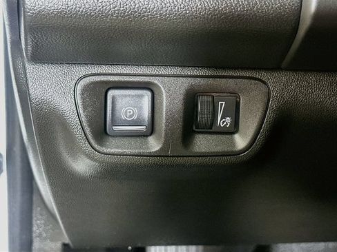 Used 2017 GMC Acadia Denali AWD/4WD image 14