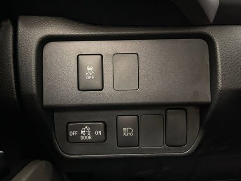 Certified 2023 Toyota Tacoma SR5 RWD image 28