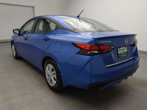 Used 2020 Nissan Versa S FWD image 5
