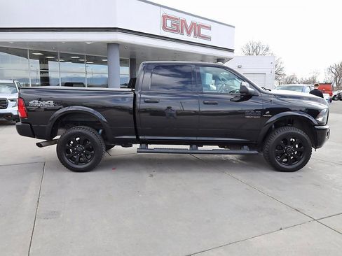 Used 2017 RAM 2500 Big Horn w/ Black Appearance Group image 6