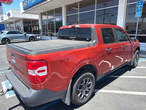 Used 2022 Ford Maverick XLT w/ XLT Luxury Package FWD image 2