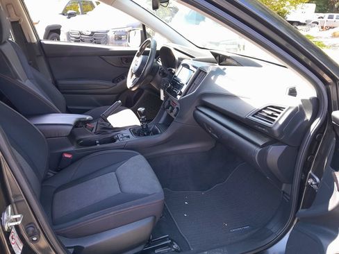 Used 2018 Subaru Crosstrek 2.0i Premium AWD/4WD image 37