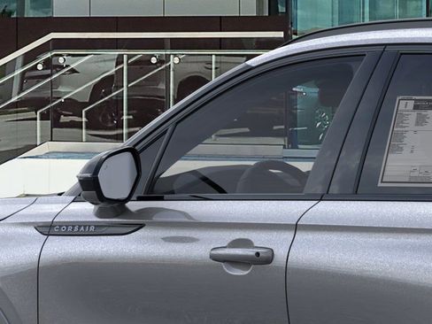 New 2026 Lincoln Corsair Premiere image 20