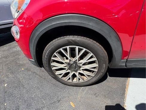 Used 2016 FIAT 500X Lounge image 3