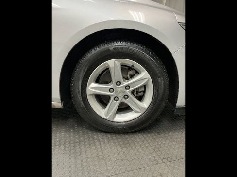 Used 2022 Chevrolet Malibu LT image 31