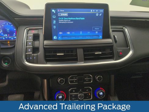 Used 2023 Chevrolet Suburban High Country AWD/4WD image 28