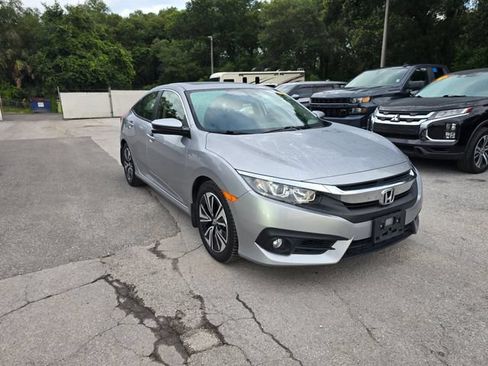 Used 2018 Honda Civic EX-L image 1