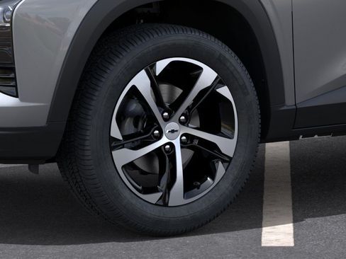 New 2026 Chevrolet Trax RS w/ Sunroof Package FWD image 9
