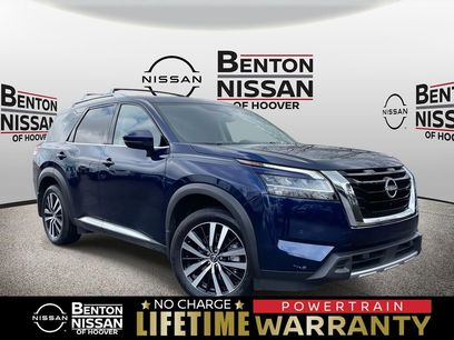 Used 2024 Nissan Pathfinder Platinum w/ Cargo Package