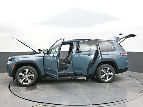 New 2026 Jeep Grand Cherokee L Limited AWD/4WD image 60