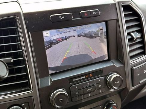 Used 2019 Ford F150 XLT w/ Equipment Group 302A Luxury AWD/4WD image 29