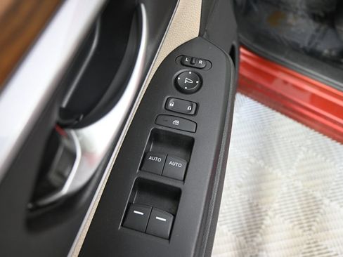 Used 2017 Honda CR-V EX image 19