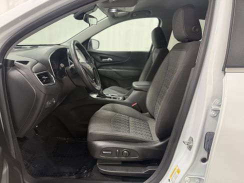 Certified 2024 Chevrolet Equinox LT image 18