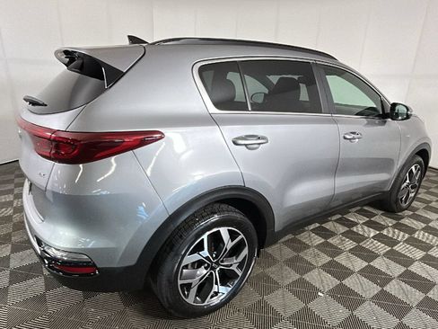Used 2022 Kia Sportage EX w/ EX Technology Package AWD/4WD image 3