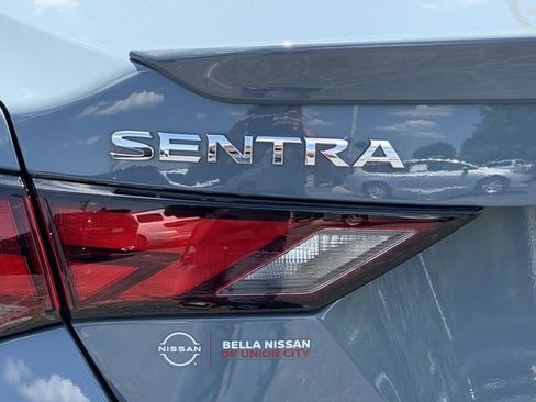 Certified 2024 Nissan Sentra SR w/ SR Premium Package FWD image 5