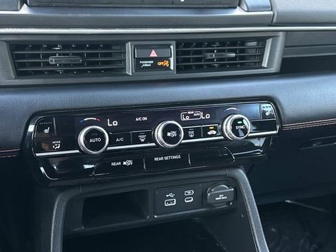 Certified 2023 Honda Pilot Sport image 26