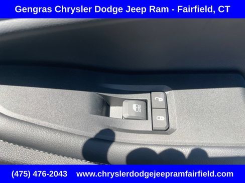 Certified 2024 Jeep Grand Cherokee Altitude AWD/4WD image 14