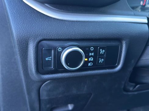 Used 2023 Ford Explorer XLT w/ Class IV Trailer Tow Package image 12