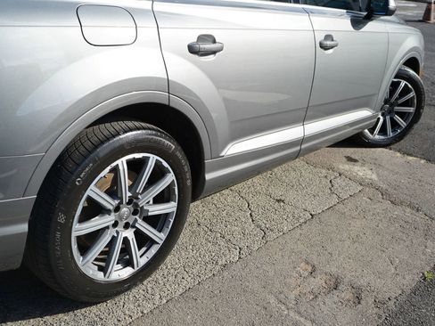 Used 2018 Audi Q7 3.0T Premium Plus image 7