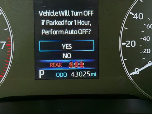 Used 2025 Toyota Corolla SE FWD image 8