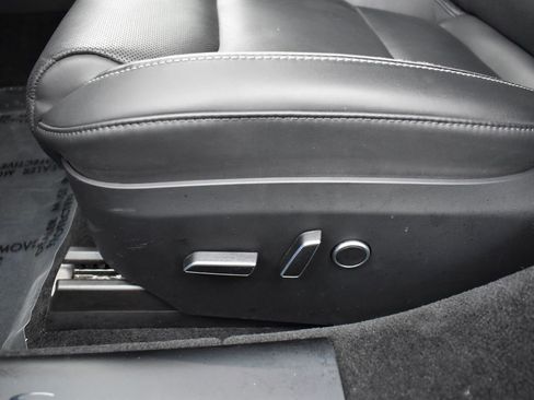 Used 2023 Tesla Model S Plaid image 9