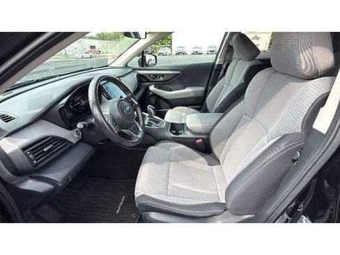 Used 2024 Subaru Outback Premium AWD/4WD image 29