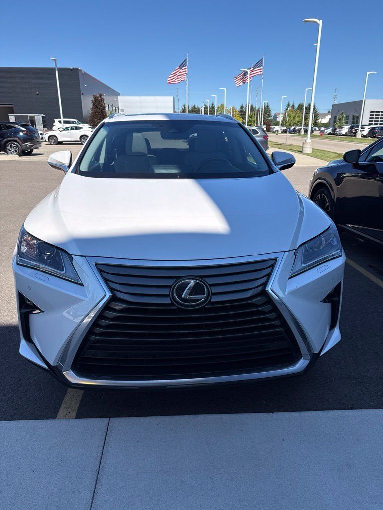 Used 2018 Lexus RX 350 AWD w/ Premium Package image 2