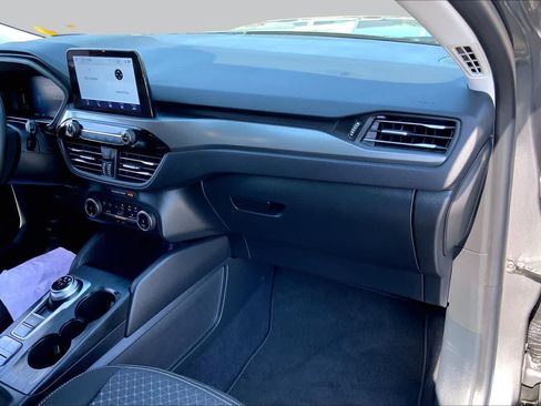 Certified 2023 Ford Escape Active FWD image 17