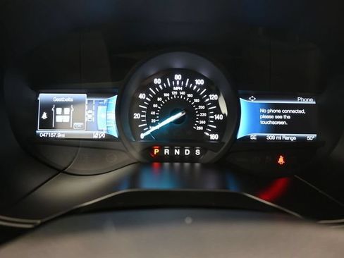 Used 2023 Ford Edge Titanium AWD/4WD image 14