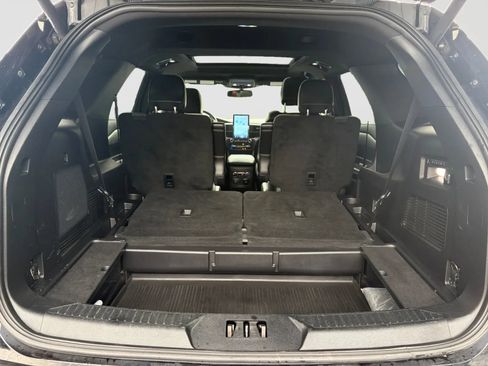 Used 2020 Ford Explorer ST w/ ST Street Pack AWD/4WD image 17
