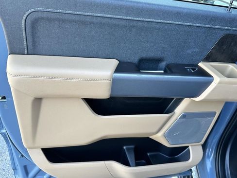 Used 2023 Ford F150 Lariat w/ Equipment Group 502A High image 26